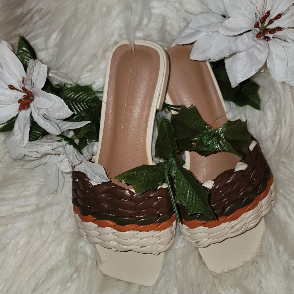 🆕️🩴Gabrielle Union Polly Woven Flat Sandal, Sz 7